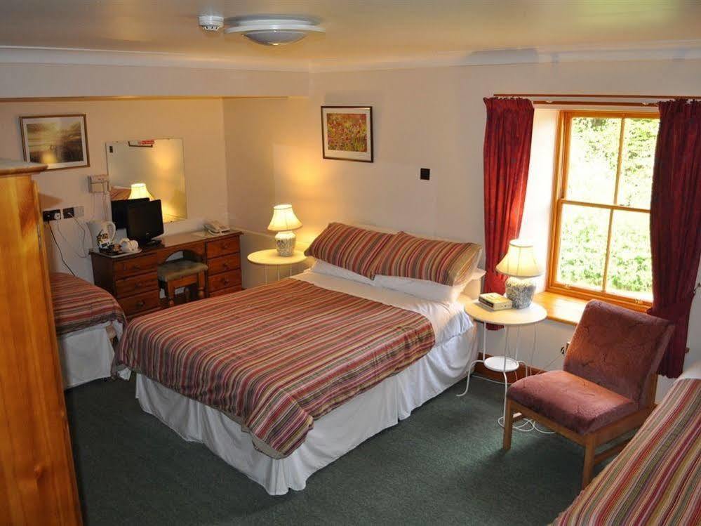 Redesdale Arms Hotel ออตเตอร์เบิร์น ภายนอก รูปภาพ